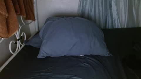 Snapshot of kingxlove23 chatting on October 2025 03:49:01 AM Jason ONLINE 1230 am - 330am GMT-4 online show from October 2025 03:49:01 AM