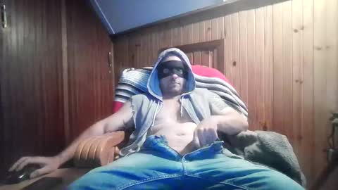 Snapshot of kinkcrystaldude chatting on April 2026 12:57:01 AM Tom Hardmen online show from April 2026 12:57:01 AM