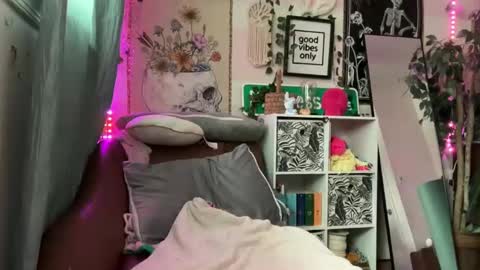 Snapshot of kinkilexixxx chatting on March 2025 01:49:01 PM Lexi Onlyfans  online show from March 2025 01:49:01 PM