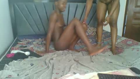 kinky_aria online show from November 2025 09:34:02 AM