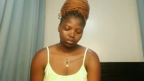 Snapshot of kinky_lola1 chatting on January 2026 09:34:02 AM Lola online show from January 2026 09:34:02 AM