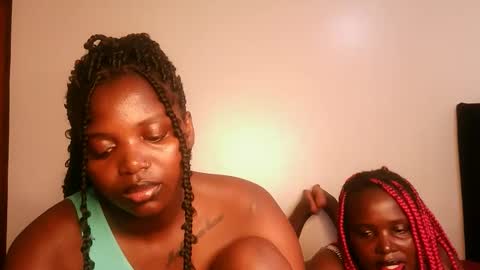 Snapshot of kinky_lola1 chatting on February 2026 10:36:01 PM Lola online show from February 2026 10:36:01 PM