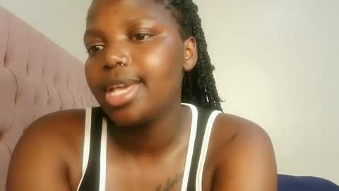 Snapshot of kinky_lola1 chatting on February 2026 12:51:01 AM Lola online show from February 2026 12:51:01 AM