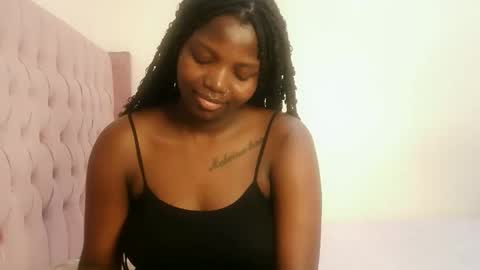 Snapshot of kinky_lola1 chatting on March 2026 10:23:01 AM Lola online show from March 2026 10:23:01 AM