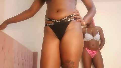 Snapshot of kinky_lola1 chatting on March 2026 12:38:01 AM Lola online show from March 2026 12:38:01 AM