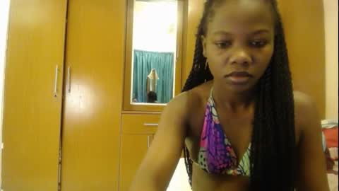 Pixie online show from September 2025 01:21:01 AM