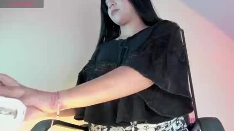 kinky yeyns online show from January 2025 11:37:02 PM