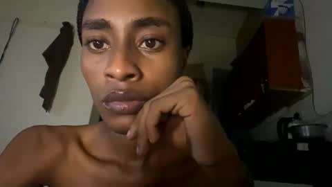 Snapshot of kinkybby_ chatting on December 2025 07:43:01 PM kinkybby_ online show from December 2025 07:43:01 PM