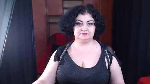 Snapshot of kinkyblacky chatting on January 2025 08:54:02 AM MistressBlacky online show from January 2025 08:54:02 AM