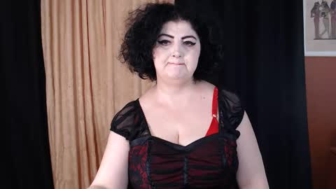 Snapshot of kinkyblacky chatting on October 2025 09:39:01 AM MistressBlacky online show from October 2025 09:39:01 AM