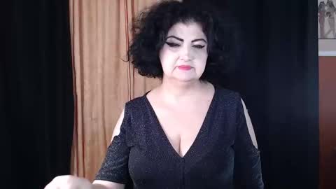 Snapshot of kinkyblacky chatting on October 2025 03:07:02 AM MistressBlacky online show from October 2025 03:07:02 AM