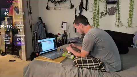 Snapshot of kinkybratab chatting on August 2026 01:53:01 AM kinkybratab online show from August 2026 01:53:01 AM