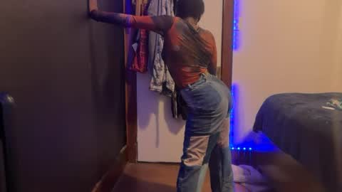 Snapshot of kinkycoupleinteracial chatting on July 2026 04:19:02 AM interracialfacial online show from July 2026 04:19:02 AM