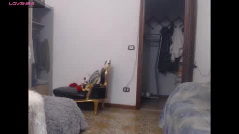 Snapshot of kinkyerikat chatting on October 2025 11:38:01 PM Anya online show from October 2025 11:38:01 PM