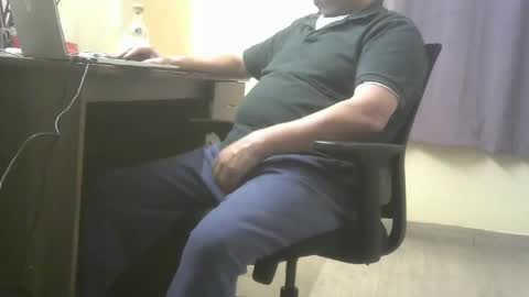 Snapshot of kinkyguy7979 chatting on November 2025 04:50:01 PM kinkyguy7979 online show from November 2025 04:50:01 PM