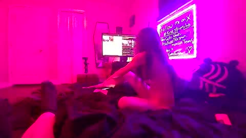 Snapshot of kinkykumiho chatting on April 2026 01:58:02 AM kinkykumiho online show from April 2026 01:58:02 AM