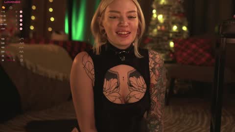 Snapshot of kinkylina_ chatting on December 2024 10:43:01 AM kinkylina_ online show from December 2024 10:43:01 AM