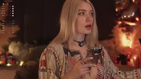 Snapshot of kinkylina_ chatting on February 2025 04:18:01 PM kinkylina_ online show from February 2025 04:18:01 PM