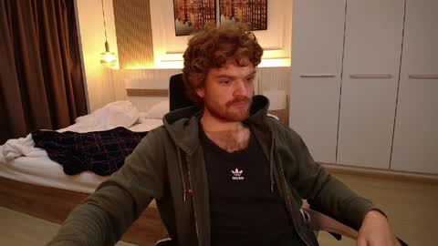 Kenny online show from April 2026 03:17:01 AM