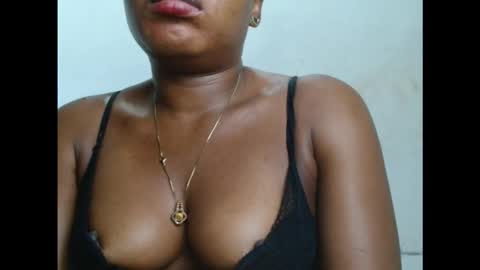 Snapshot of kinkyxxnasty chatting on February 2026 03:25:02 AM kinkyxxnasty online show from February 2026 03:25:02 AM