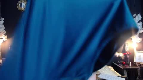 Snapshot of kinkyy_mom chatting on April 2026 03:13:01 PM kinkyy_mom online show from April 2026 03:13:01 PM