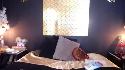 Snapshot of kinkyy_mom chatting on April 2026 03:14:02 PM kinkyy_mom online show from April 2026 03:14:02 PM