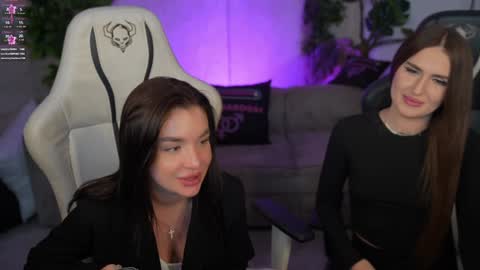 Snapshot of kira0541 chatting on November 2025 09:42:02 PM Sweet girls online show from November 2025 09:42:02 PM