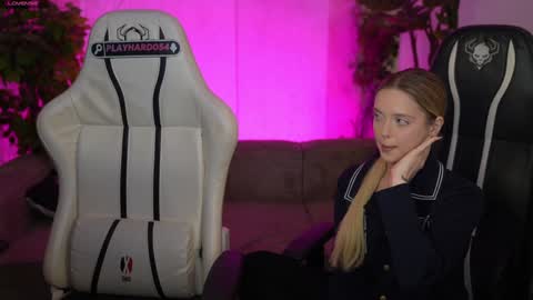 Snapshot of kira0541 chatting on December 2025 08:23:01 AM Sweet girls online show from December 2025 08:23:01 AM