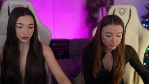 Snapshot of kira0541 chatting on December 2025 09:27:02 AM Sweet girls online show from December 2025 09:27:02 AM