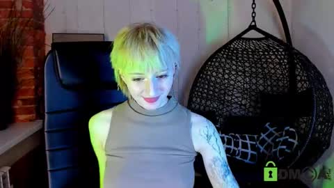 Snapshot of kira__cutie chatting on March 2026 02:04:02 AM Kira online show from March 2026 02:04:02 AM