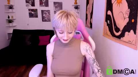 Snapshot of kira__cutie chatting on March 2026 08:26:01 PM Kira online show from March 2026 08:26:01 PM
