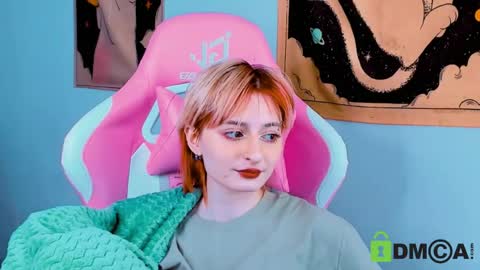 Snapshot of kira__cutie chatting on May 2026 09:34:02 PM Kira online show from May 2026 09:34:02 PM