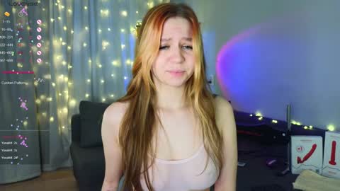 Snapshot of kira_briis chatting on January 2025 06:07:01 AM Kira Briis online show from January 2025 06:07:01 AM