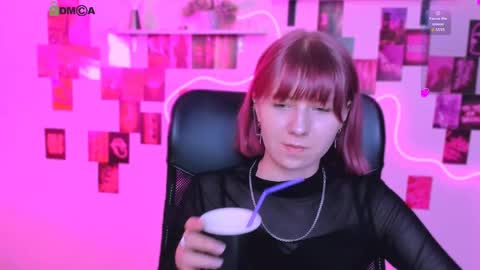 Snapshot of kira_melt chatting on April 2026 07:37:01 PM kira_melt online show from April 2026 07:37:01 PM