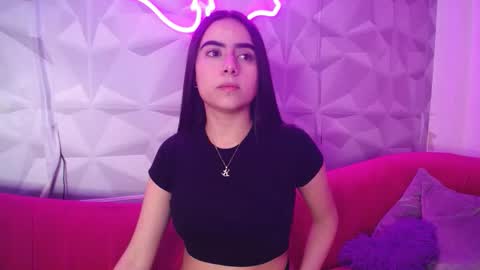kira_moon_01 online show from October 2025 08:25:01 PM