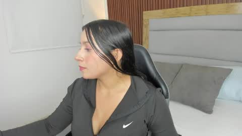 Snapshot of kira_relish chatting on March 2026 02:40:02 PM K I R A online show from March 2026 02:40:02 PM