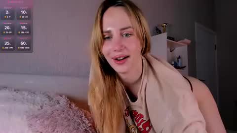 Snapshot of kira_sunrise chatting on July 2026 03:27:01 AM Kira online show from July 2026 03:27:01 AM