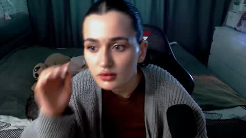 Snapshot of kira_yammy chatting on February 2026 11:00:01 PM Kira follow me online show from February 2026 11:00:01 PM
