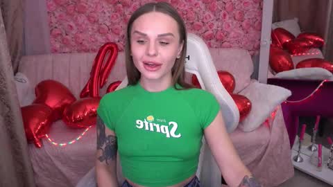 kiraagray online show from February 2026 03:20:01 PM