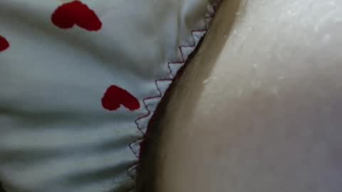 KiraGoldens online show from November 2025 08:46:02 AM