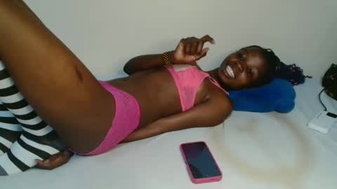 Snapshot of kirah_hot chatting on February 2026 05:14:02 AM kirah_hot online show from February 2026 05:14:02 AM