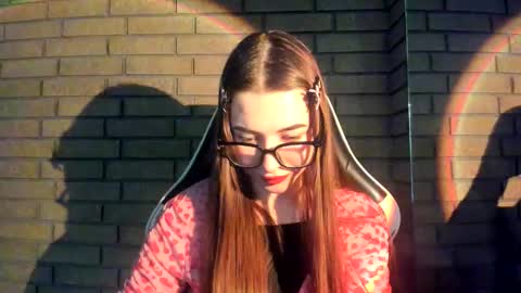 kirakittenn online show from December 2025 08:15:02 PM