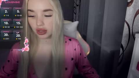 kirakrox online show from February 2026 06:14:01 PM