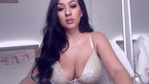 Snapshot of kiramaes chatting on January 2026 12:09:02 PM kiramaes online show from January 2026 12:09:02 PM