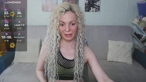 kiramartins cat online show from November 2025 06:56:02 PM