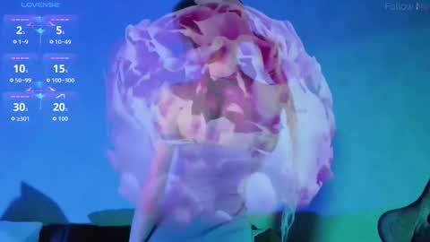 Snapshot of kiramontoyaa chatting on November 2025 05:23:01 PM Kira online show from November 2025 05:23:01 PM