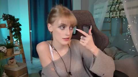 Kira online show from February 2026 11:03:01 PM