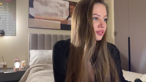 Snapshot of kiramystery chatting on December 2024 03:05:01 PM Kira online show from December 2024 03:05:01 PM