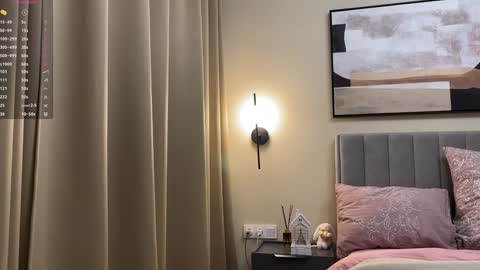 Snapshot of kiramystery chatting on February 2025 12:05:02 PM Kira online show from February 2025 12:05:02 PM