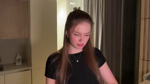 Snapshot of kiramystery chatting on September 2025 04:32:01 PM Kira online show from September 2025 04:32:01 PM